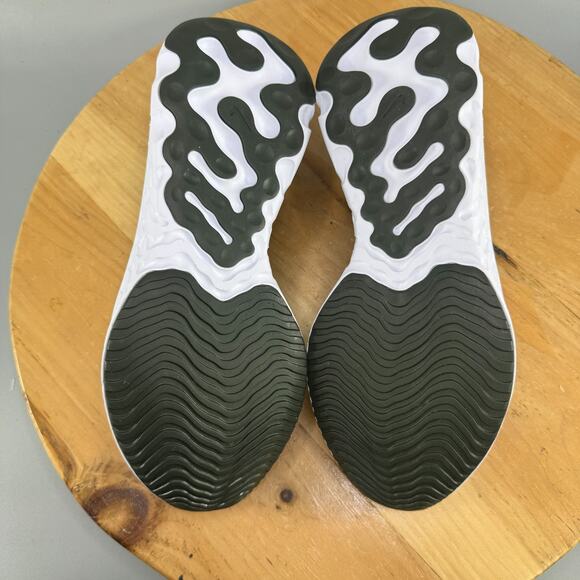 Nike React Phantom Run Flyknit 2 Men's Size 10 Running Shoes Green DX2311-300 - Picture 7 of 9